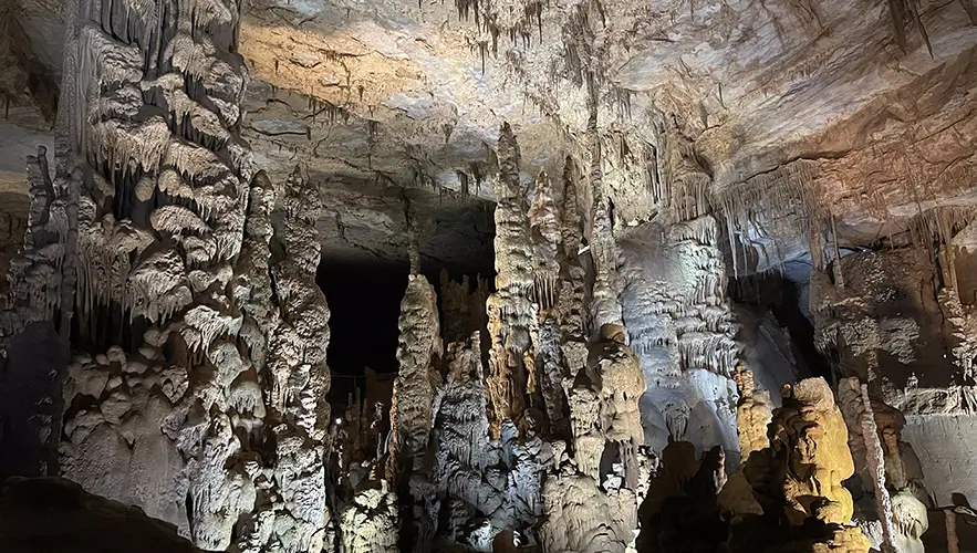 Cathedral Caverns State Park